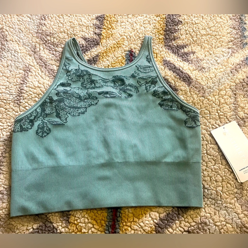Athleta top